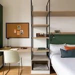 Kora - Passivhaus Апарт-отель Витория